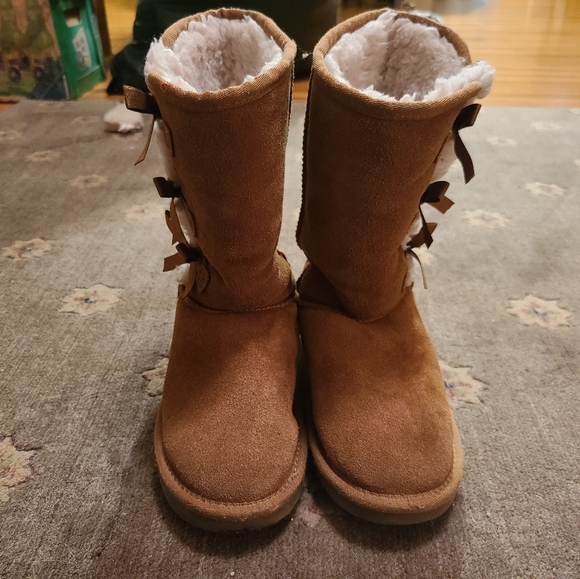 Koolaburro by UGGS camel suede leather youth girls size 4 GUC - Picture 9 of 10